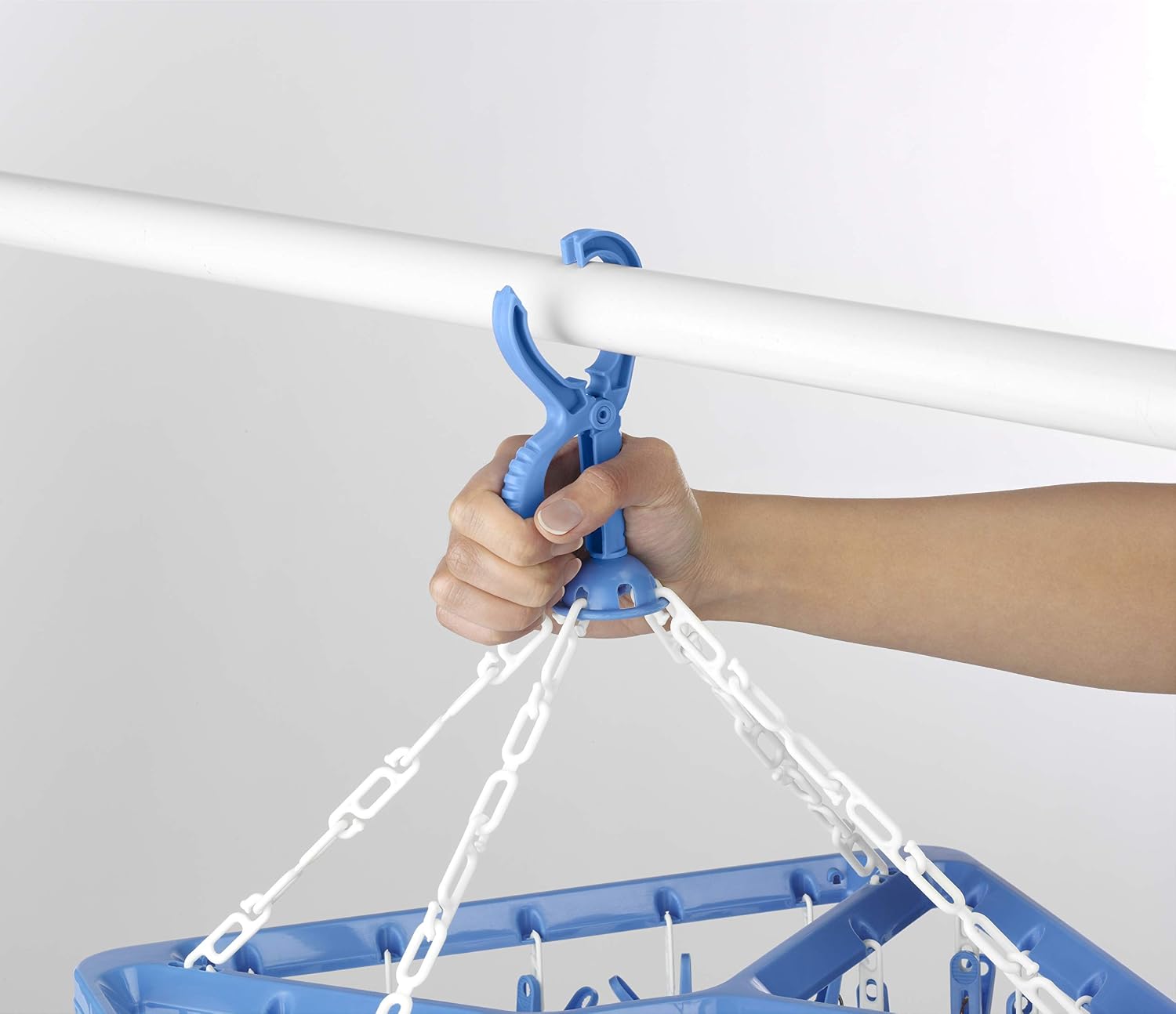 Whitmor Clip and Drip 26-Clip Hanger listing gallery image 2