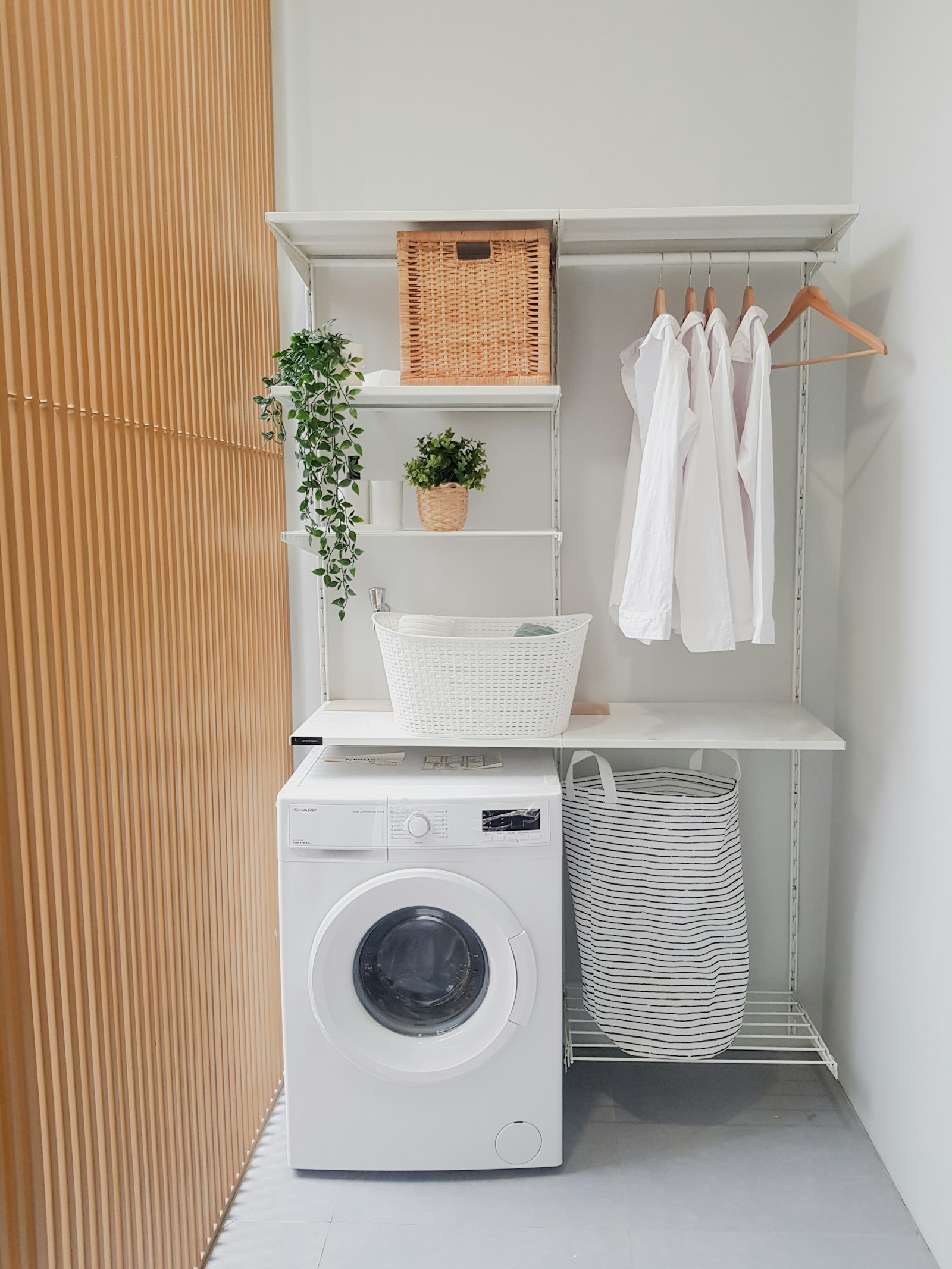 CleverMade vs. SAMMART Collapsible Laundry Baskets: Fabric Carry or Rigid Pop-Up?