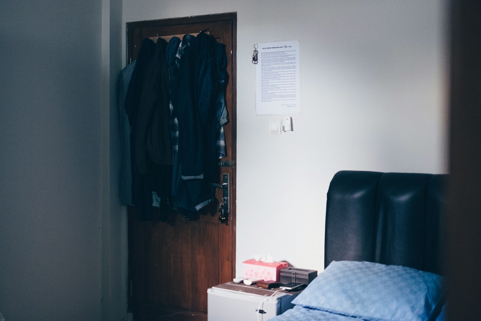 Where Should “Worn but Not Dirty” Clothes Go in a Small Bedroom? A No-Chair-Pile System