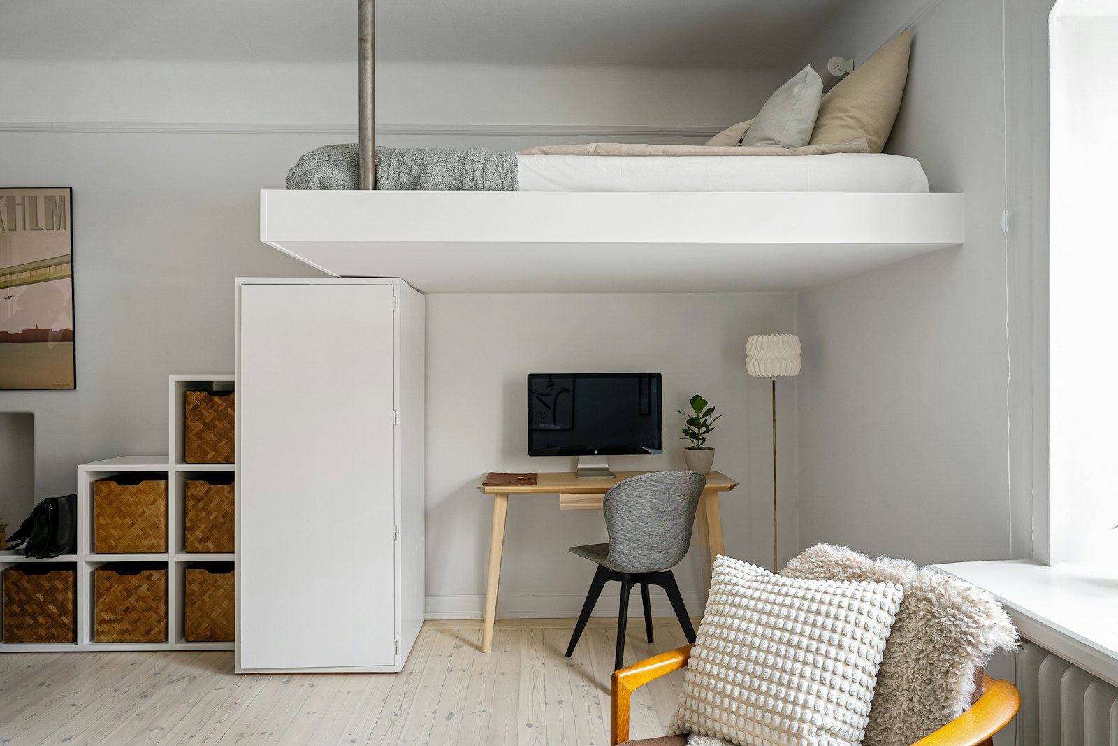 How to Give Siblings More Privacy in a Shared Small Bedroom Without Building a Wall