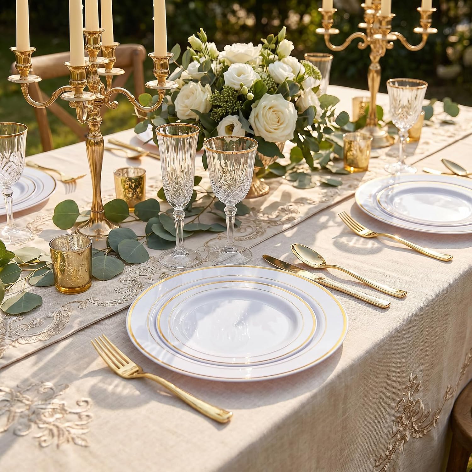 I00000 gold-rim plate close-up in a supplier dining scene