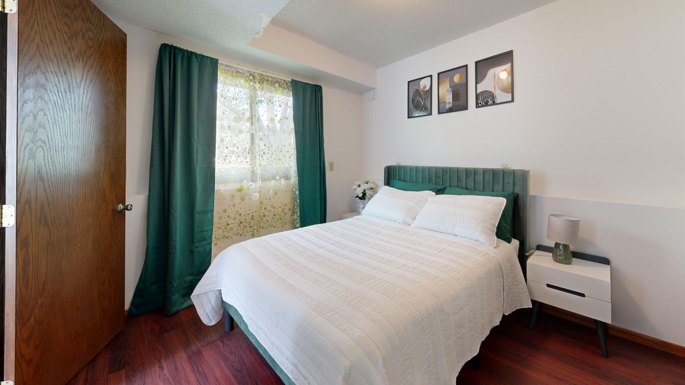 Choose a Bedroom Accent Color Around the Furniture You Already Own